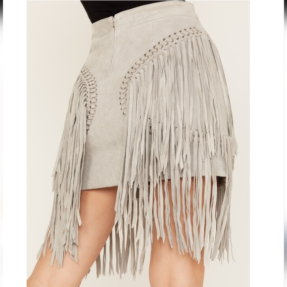 WONDERWEST SUEDE FRINGE MINI SKIRT - Picture 7 of 8